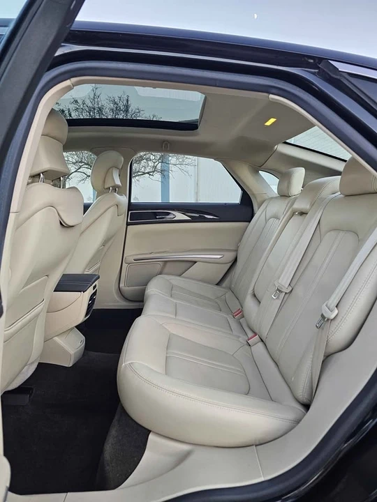 2015 Lincoln MKZ - Image 19 of 20