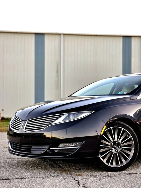 2015 Lincoln MKZ - Image 2 of 20