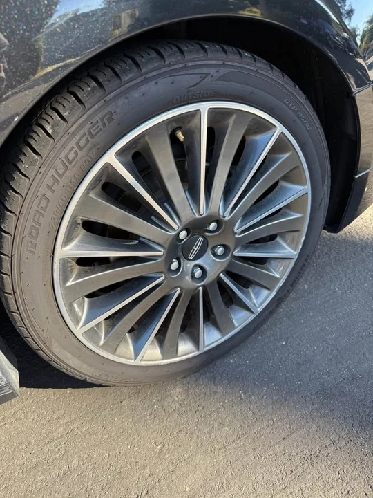 2015 Lincoln MKZ - Image 8 of 9
