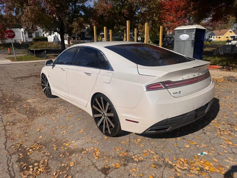 2015 Lincoln MKZ - Image 2 of 7