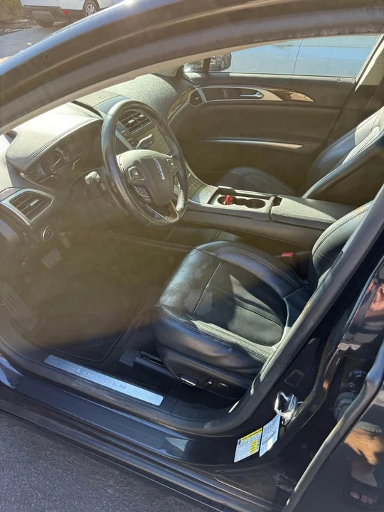 2015 Lincoln MKZ - Image 7 of 9