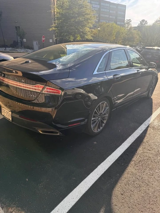 2015 Lincoln MKZ - Image 4 of 8