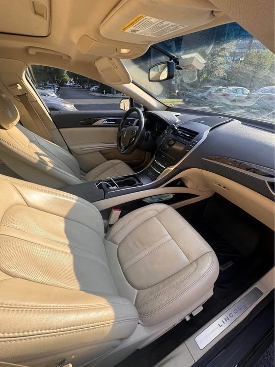 2015 Lincoln MKZ - Image 6 of 8