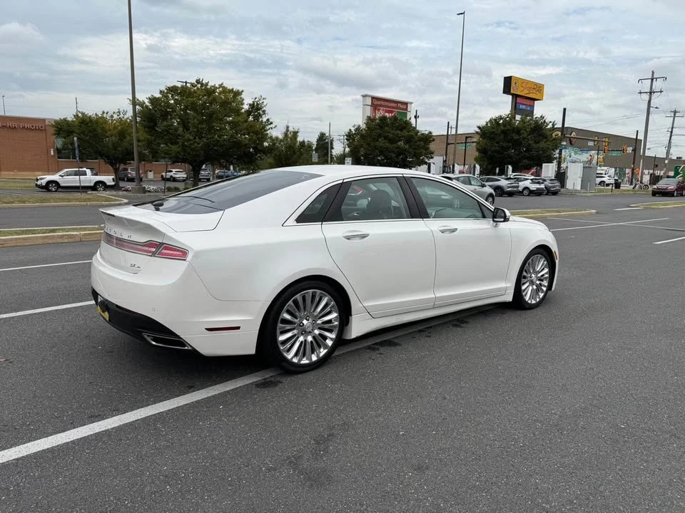 2015 Lincoln MKZ - Image 3 of 16