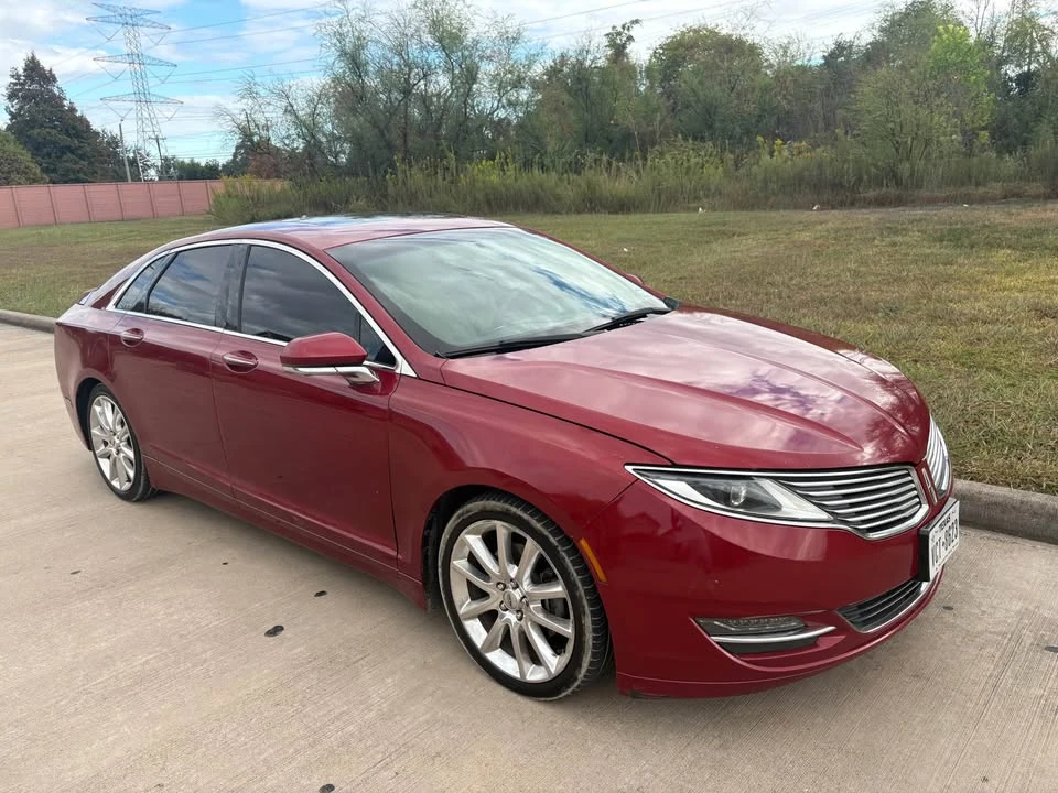 2015 Lincoln MKZ - Image 2 of 10