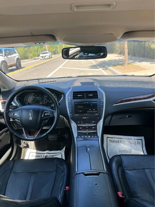 2015 Lincoln MKZ - Image 10 of 11