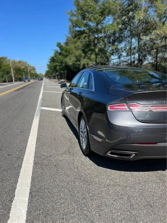 2015 Lincoln MKZ - Image 5 of 11