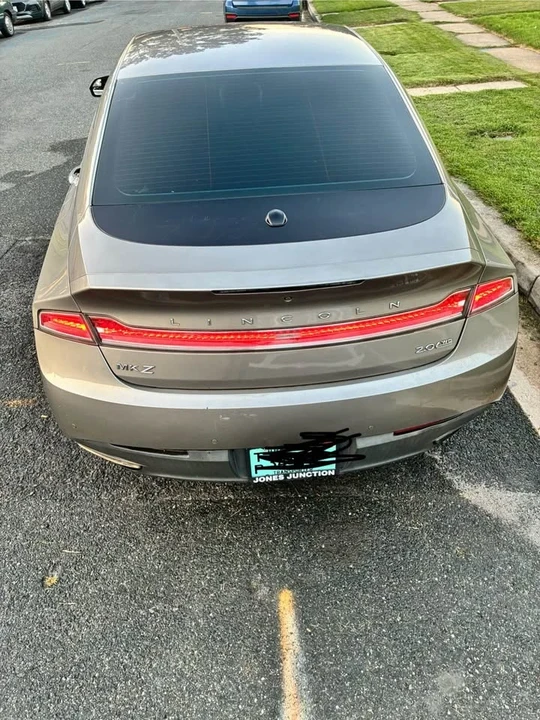 2015 Lincoln MKZ - Image 4 of 11