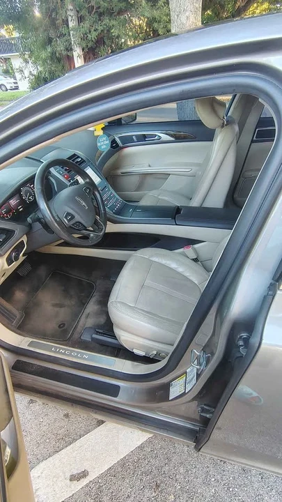 2015 Lincoln MKZ - Image 6 of 8