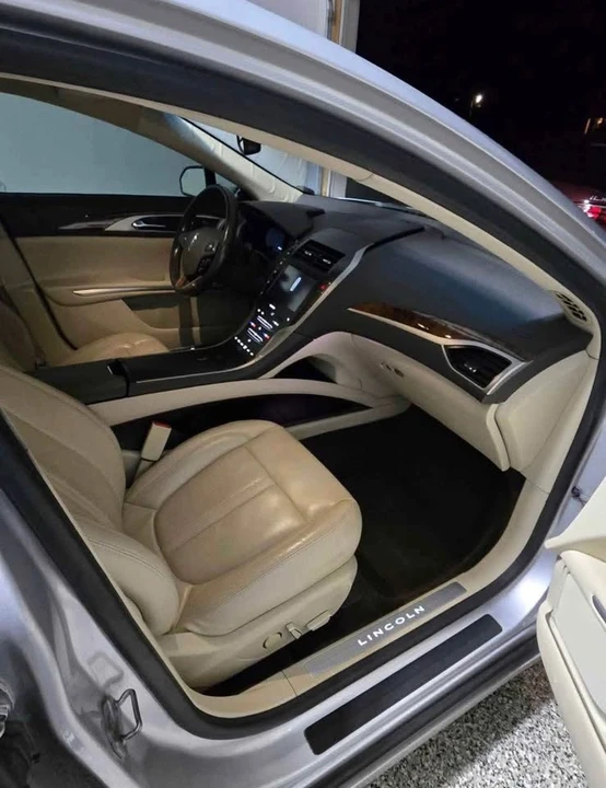 2015 Lincoln MKZ - Image 7 of 9