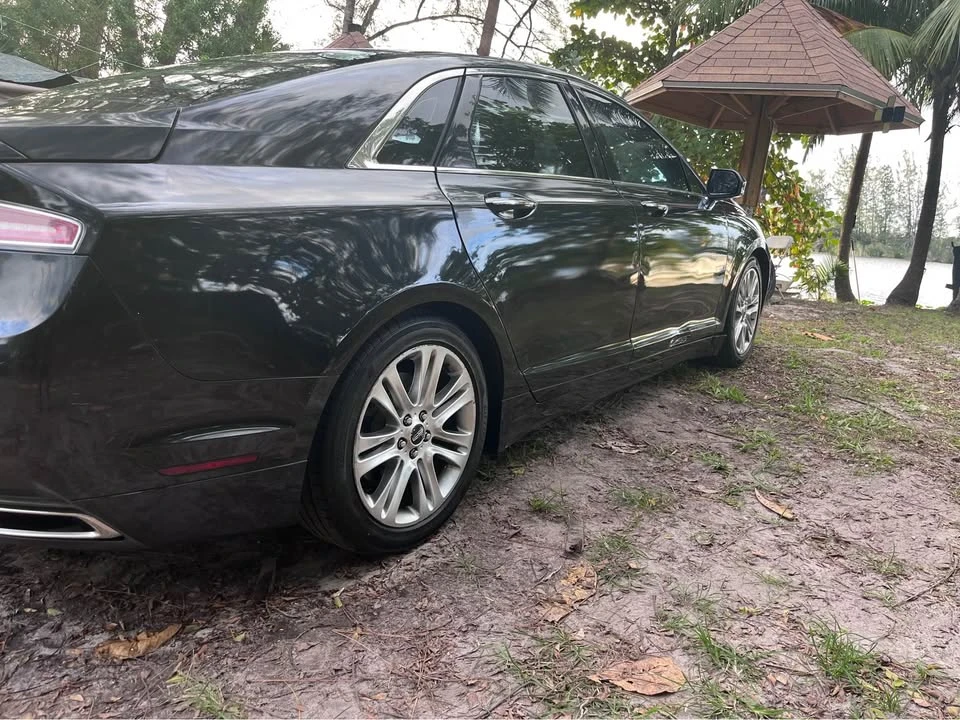 2015 Lincoln MKZ - Image 4 of 6