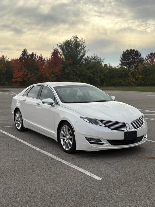 2015 Lincoln MKZ - Image 4 of 17