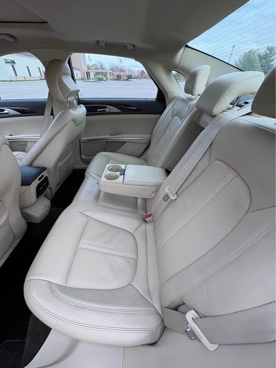 2015 Lincoln MKZ - Image 6 of 17