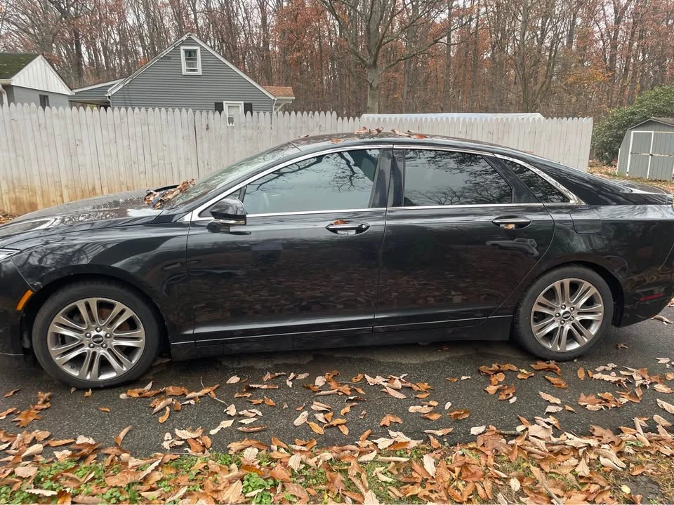 2015 Lincoln MKZ - Image 2 of 8