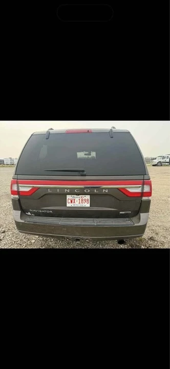 2015 Lincoln Navigator 3rd Gen - Image 6 of 11