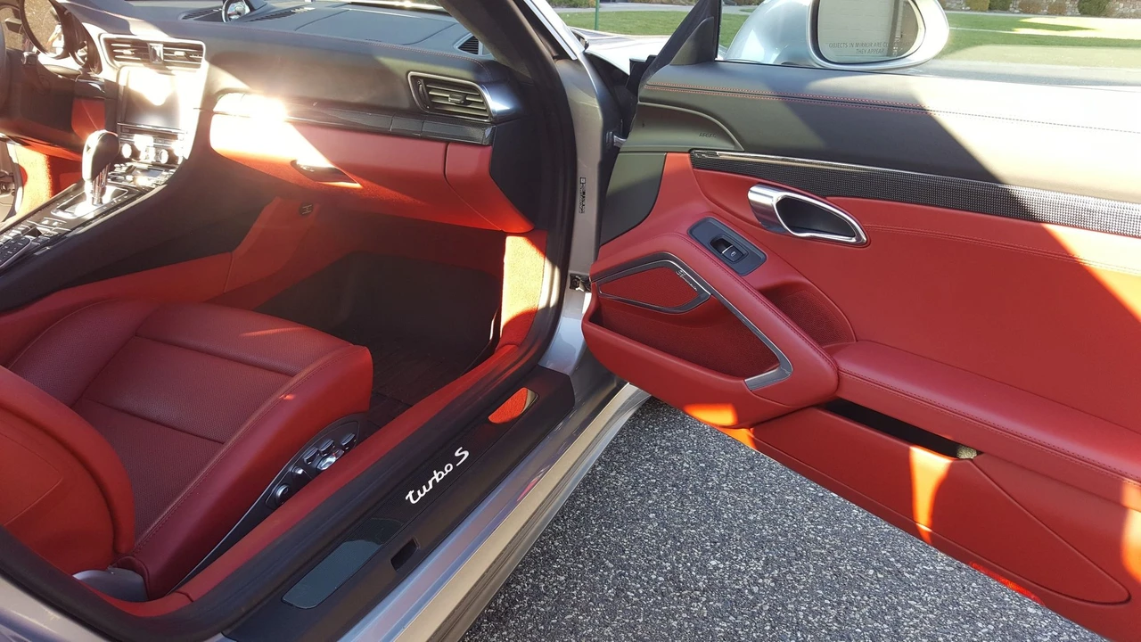 2015 Porsche 991 Turbo S - Image 4 of 8