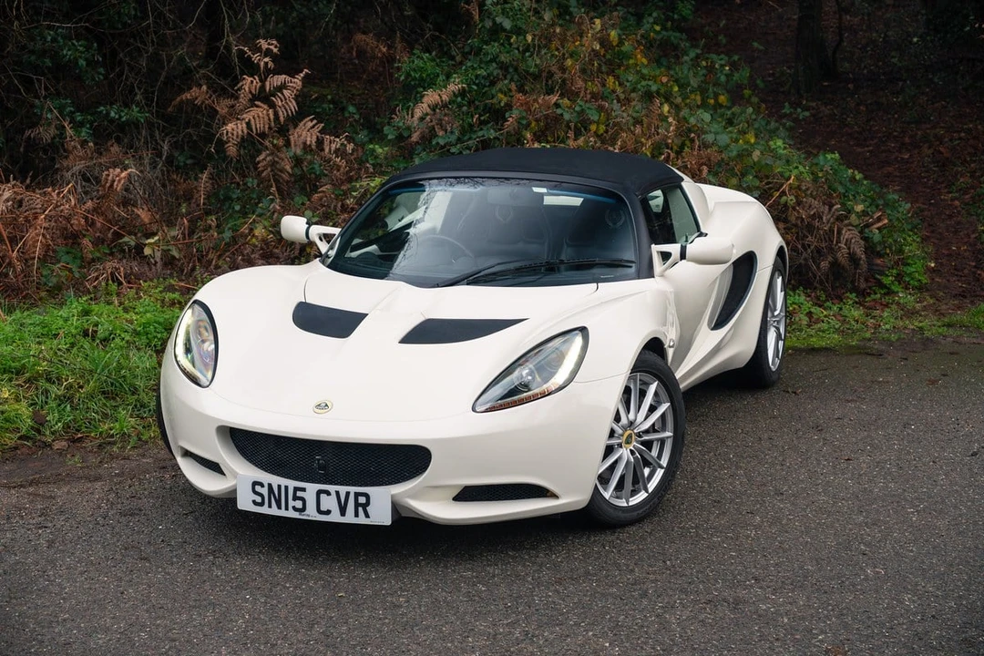 2015 Lotus Elise Series 3 - Image 22 of 30