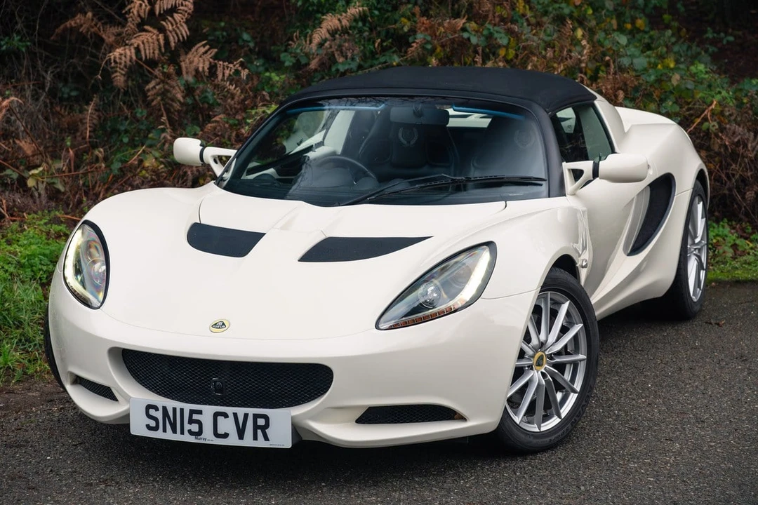 2015 Lotus Elise Series 3 - Image 19 of 30