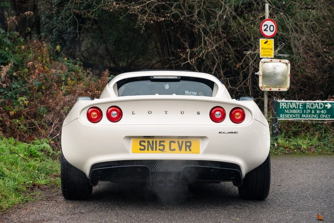 2015 Lotus Elise Series 3 - Image 23 of 30