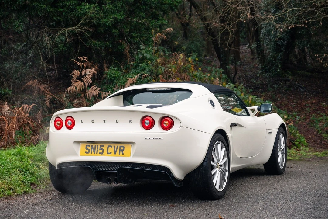 2015 Lotus Elise Series 3 - Image 6 of 30