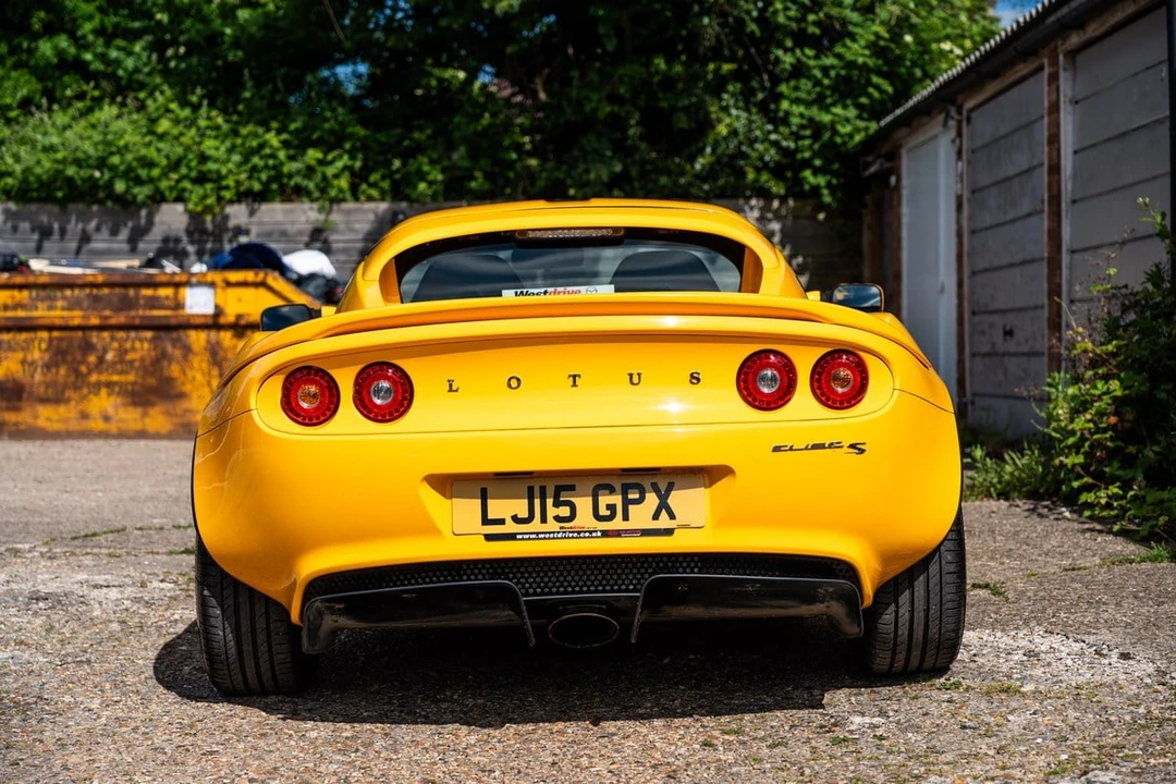 2015 Lotus Elise - Image 14 of 30