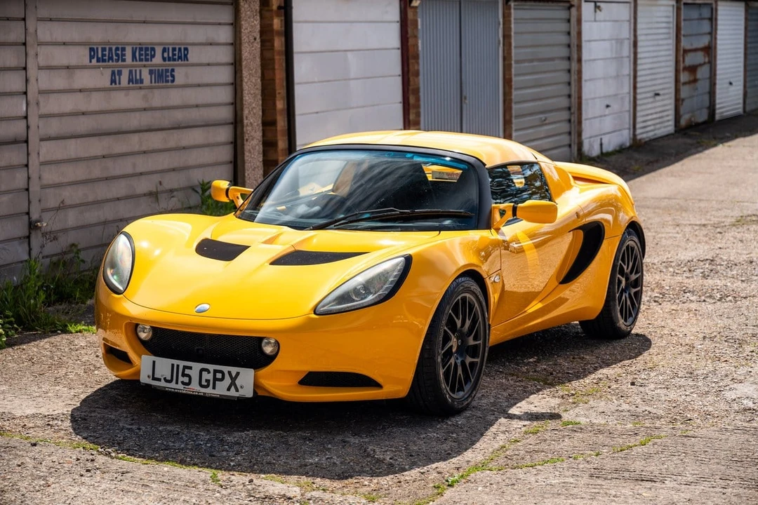 2015 Lotus Elise - Image 15 of 30