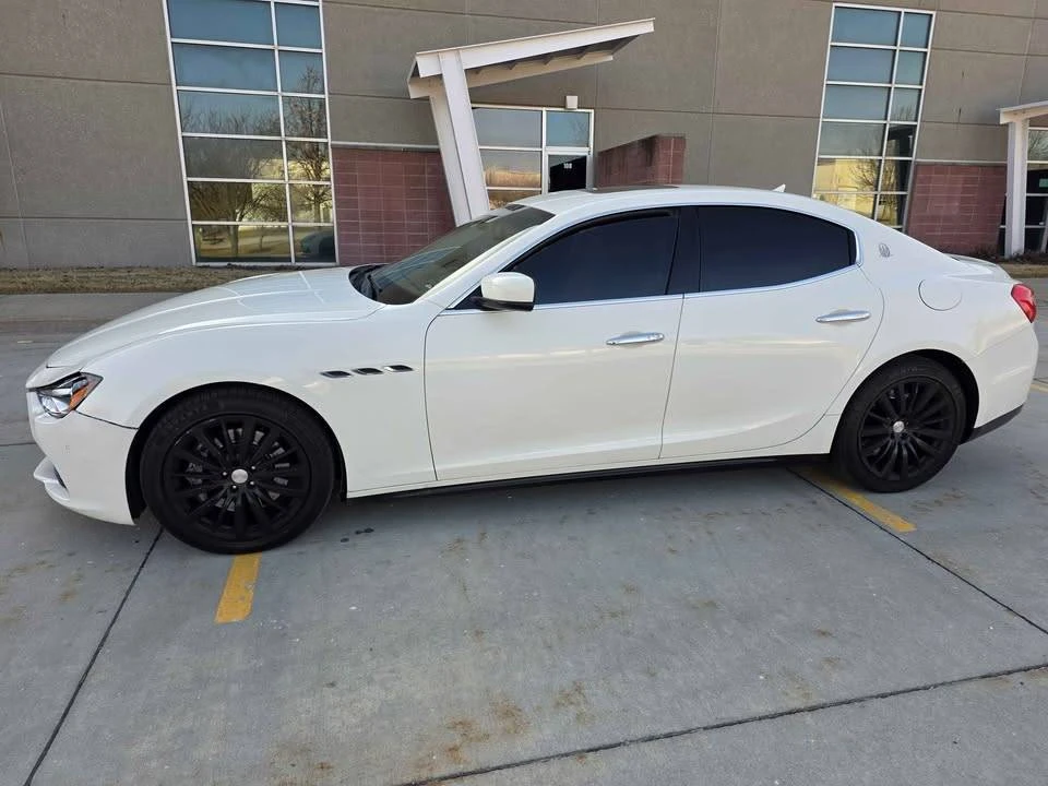 2015 Maserati Ghibli 3rd Gen - Image 2 of 20