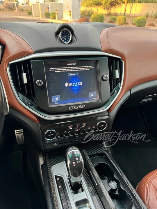 2015 Maserati Ghibli 3rd Gen - Image 9 of 19
