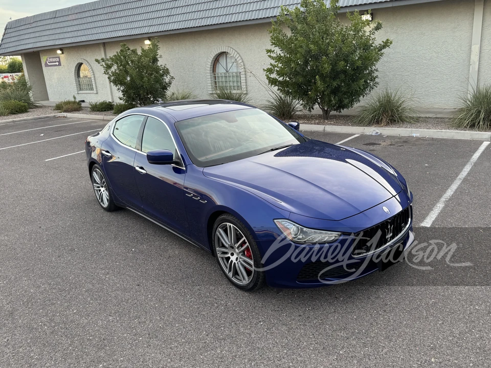 2015 Maserati Ghibli 3rd Gen - Image 18 of 19