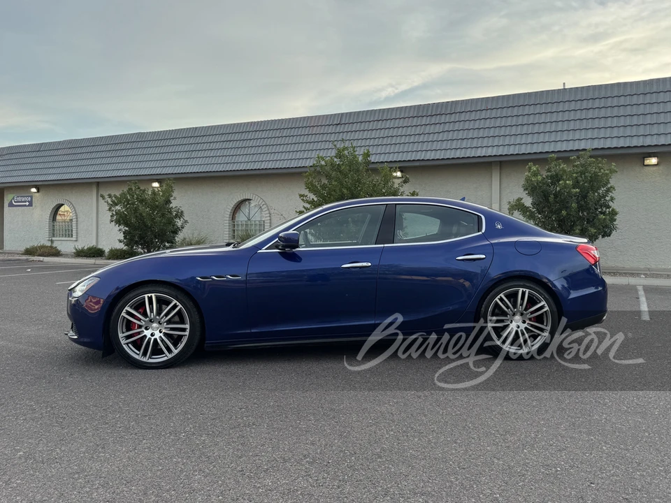 2015 Maserati Ghibli 3rd Gen - Image 14 of 19