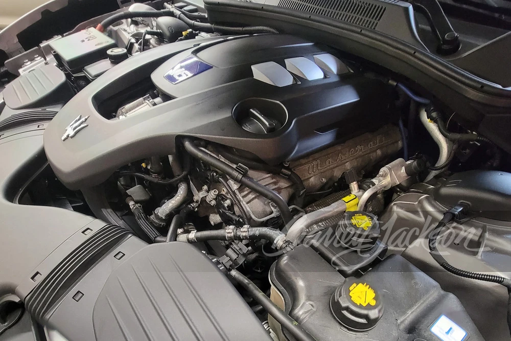 2015 Maserati Ghibli 3rd Gen - Image 2 of 8