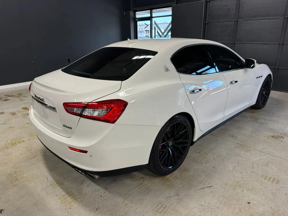 2015 Maserati Ghibli 3rd Gen - Image 22 of 31