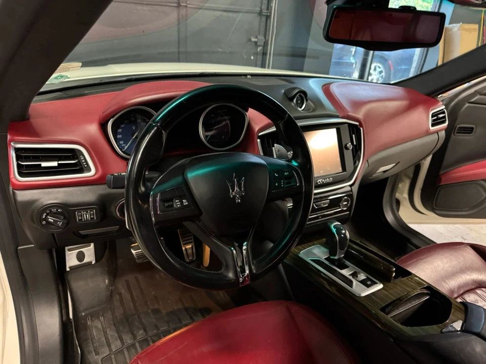 2015 Maserati Ghibli 3rd Gen - Image 15 of 31