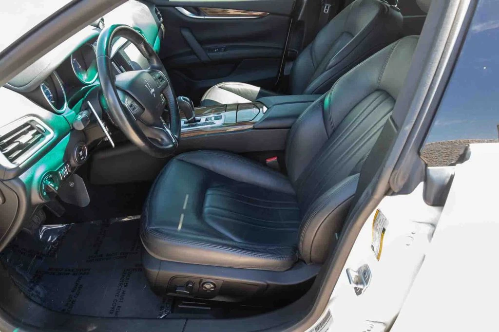 2015 Maserati Ghibli 3rd Gen - Image 9 of 28