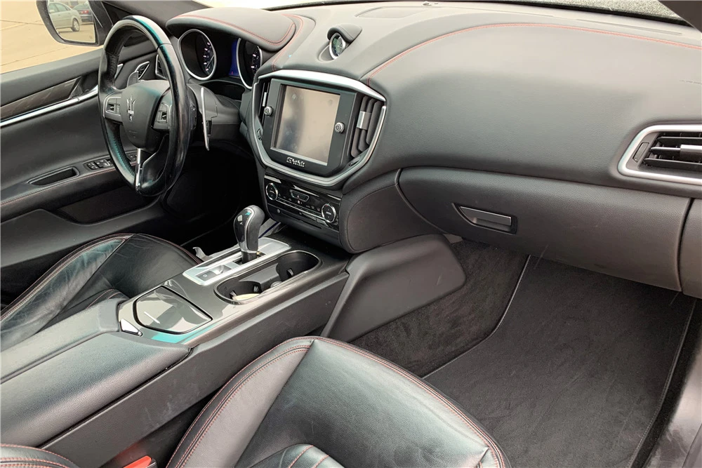 2015 Maserati Ghibli 3rd Gen - Image 4 of 5