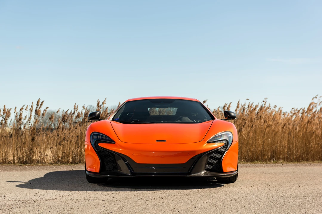 2015 McLaren 650S - Image 3 of 31