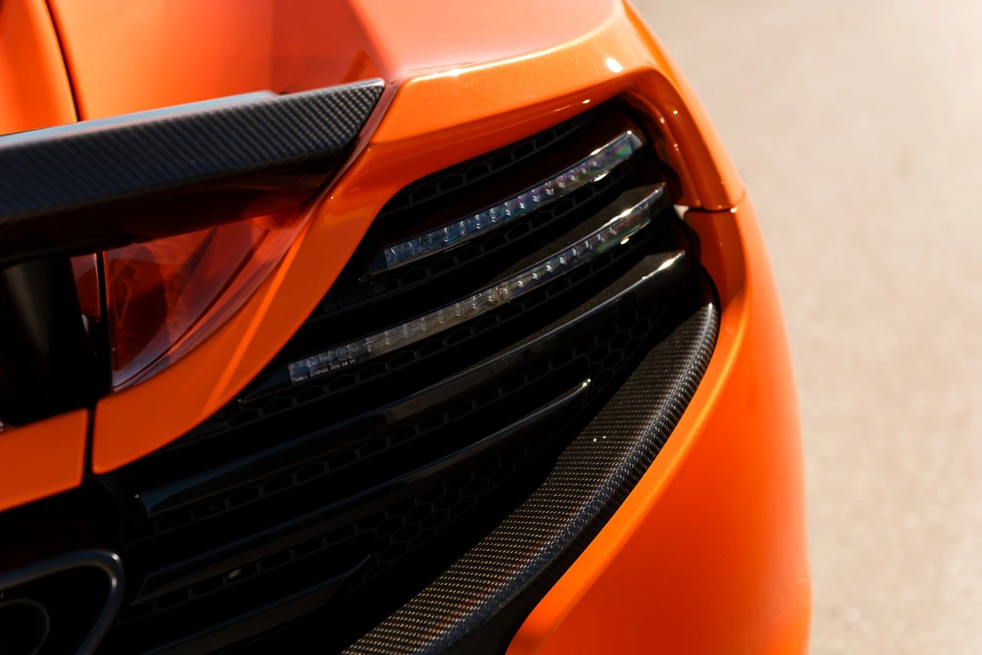 2015 McLaren 650S - Image 27 of 31