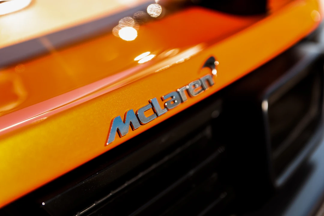 2015 McLaren 650S - Image 28 of 31