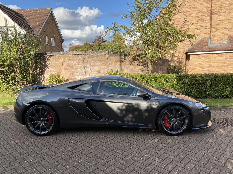 2015 McLaren 650S - Image 22 of 31