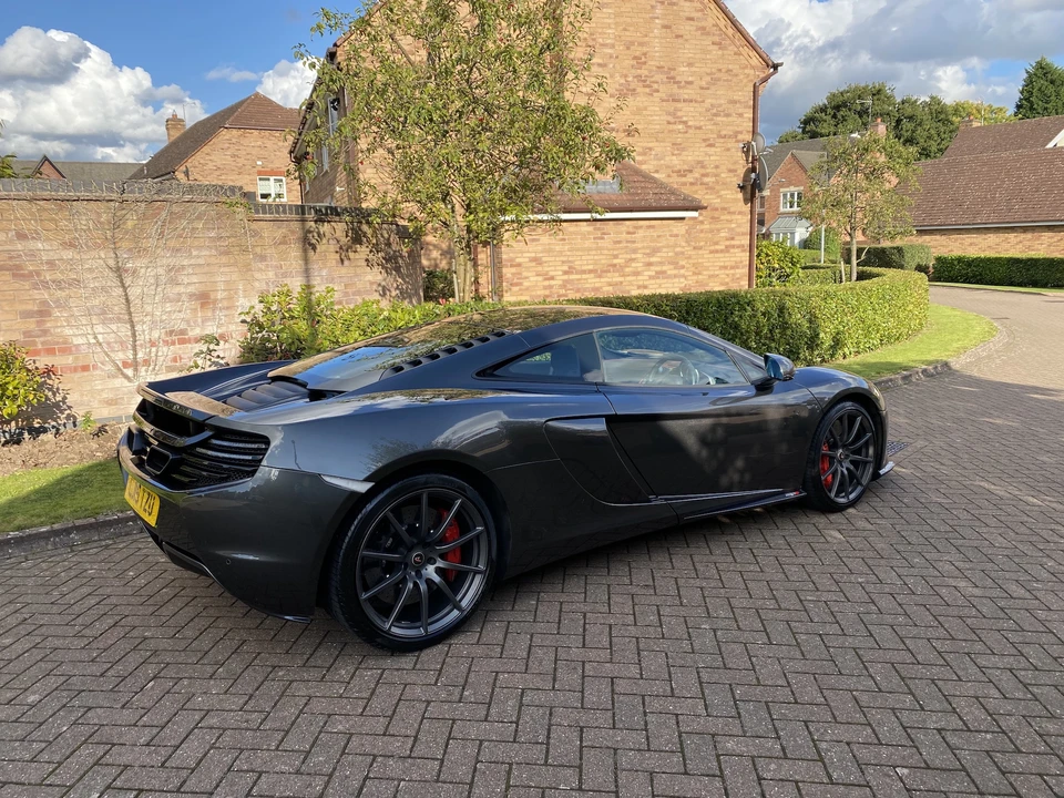 2015 McLaren 650S - Image 24 of 31