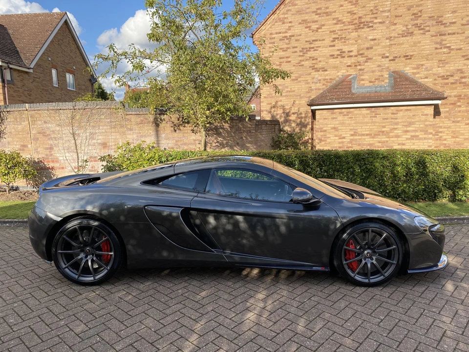 2015 McLaren 650S - Image 29 of 31