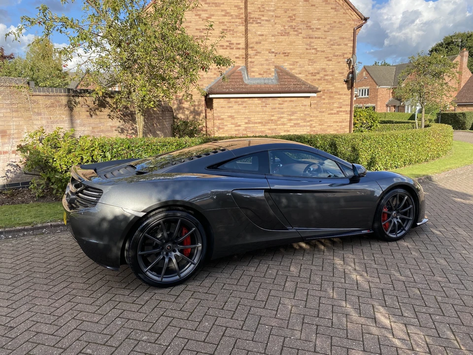 2015 McLaren 650S - Image 30 of 31
