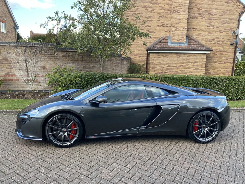 2015 McLaren 650S - Image 5 of 31