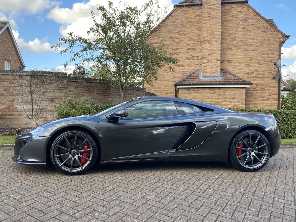 2015 McLaren 650S - Image 6 of 31