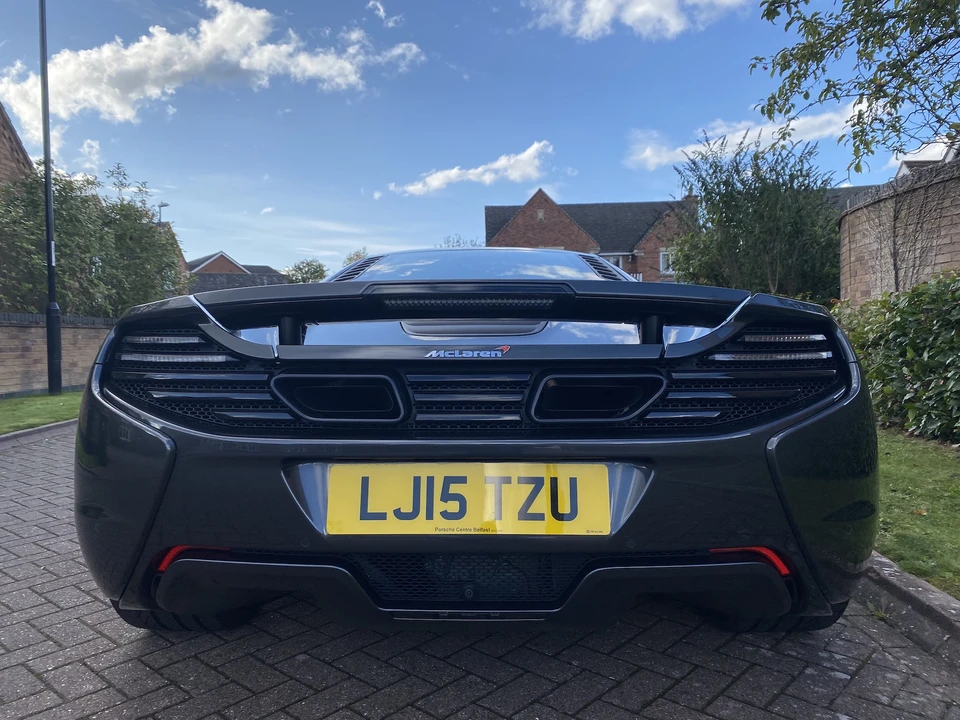 2015 McLaren 650S - Image 11 of 31