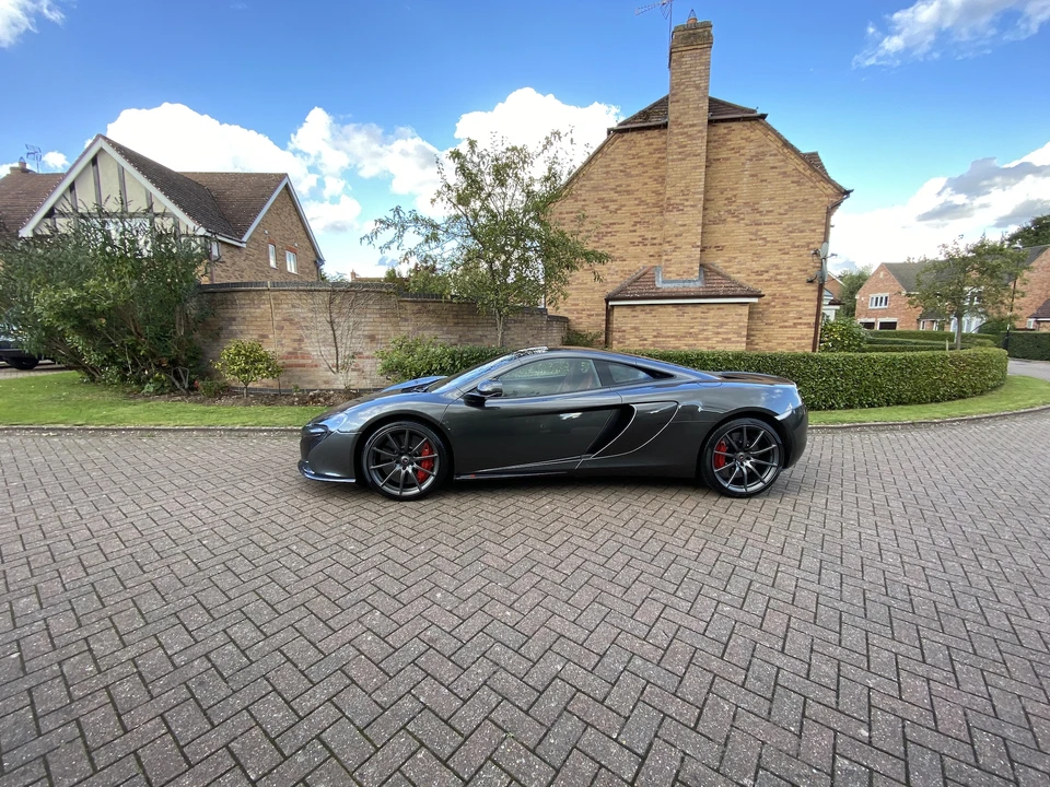 2015 McLaren 650S - Image 20 of 31