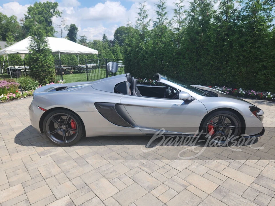 2015 McLaren 650S Spider - Image 2 of 23