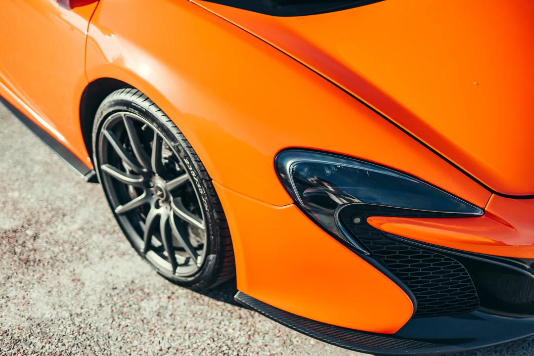 2015 McLaren 650S Spider - Image 19 of 31