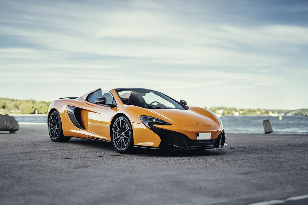 2015 McLaren 650S Spider - Image 11 of 31