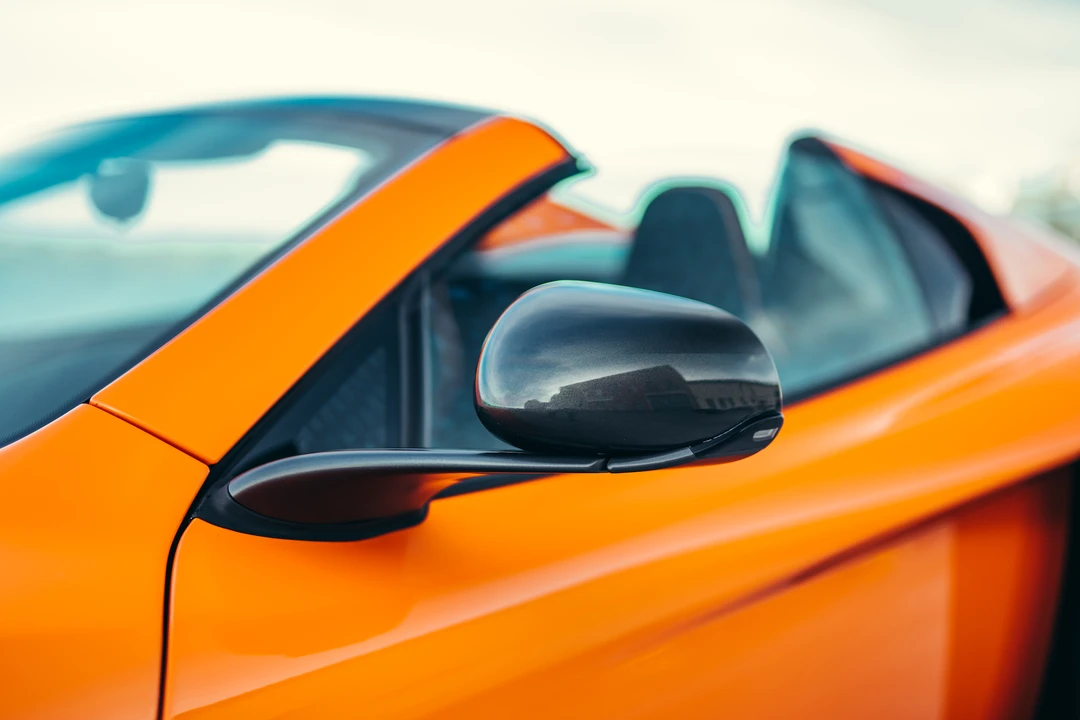 2015 McLaren 650S Spider - Image 30 of 31